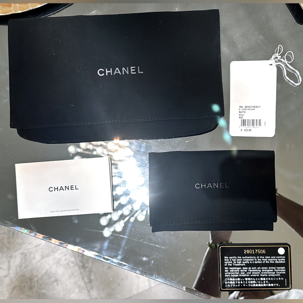 Chanel dust bags (2) 🖤 with Authenticity Card & Pricetags